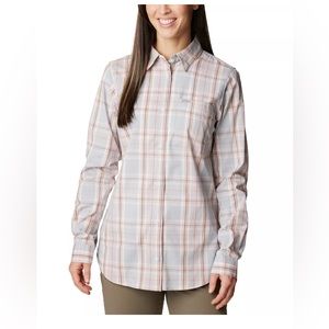 Columbia Ladies Sportswear Button Down Shirt